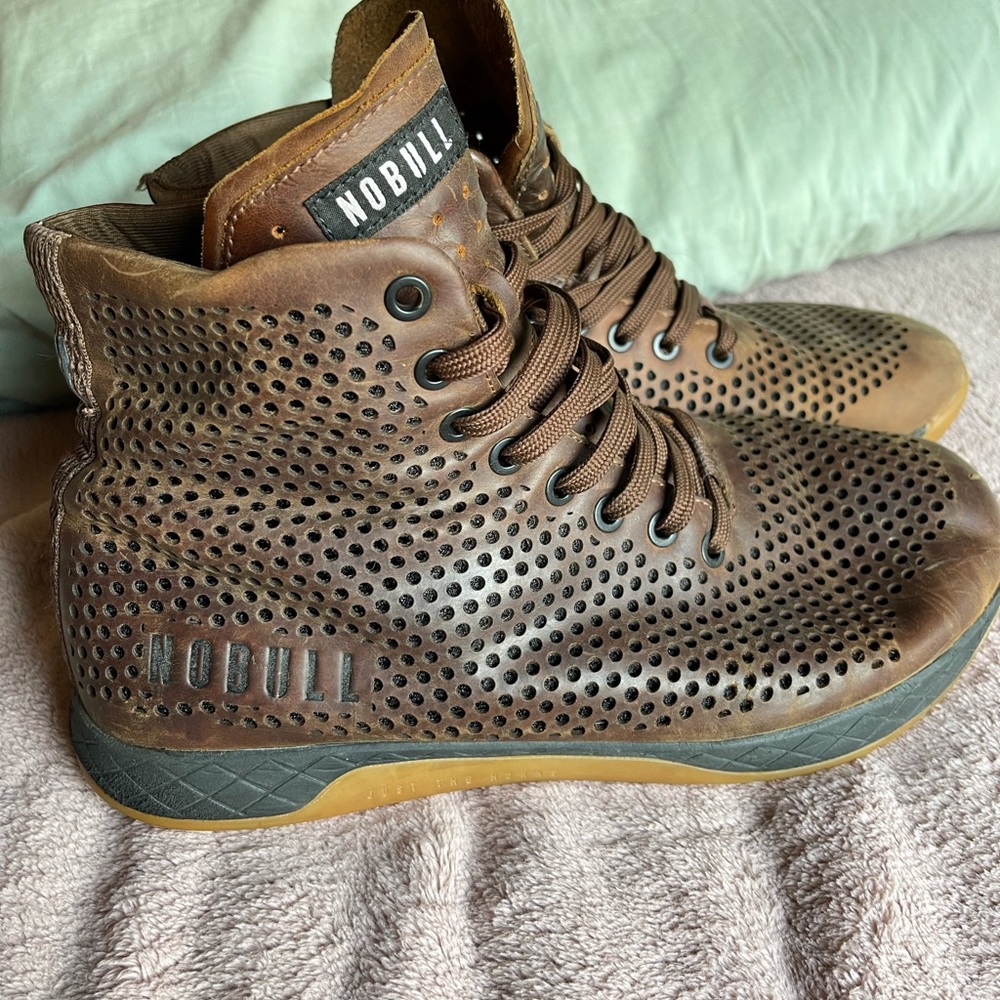 NOBULL leather high top women’s size 10